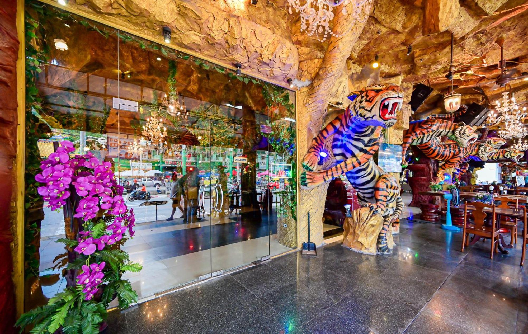 Patong Tiger Complex Hotel מראה חיצוני תמונה
