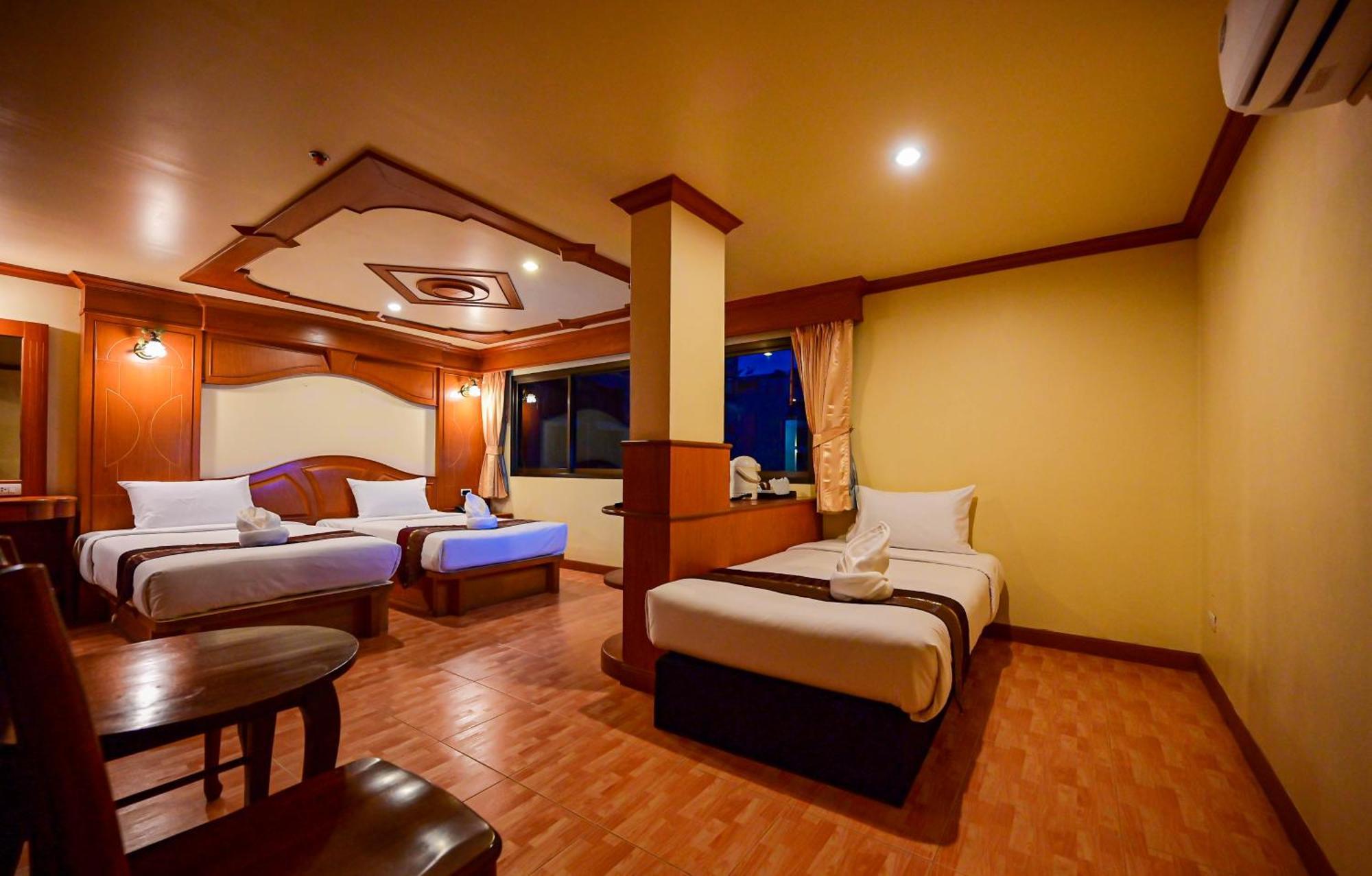 Patong Tiger Complex Hotel מראה חיצוני תמונה