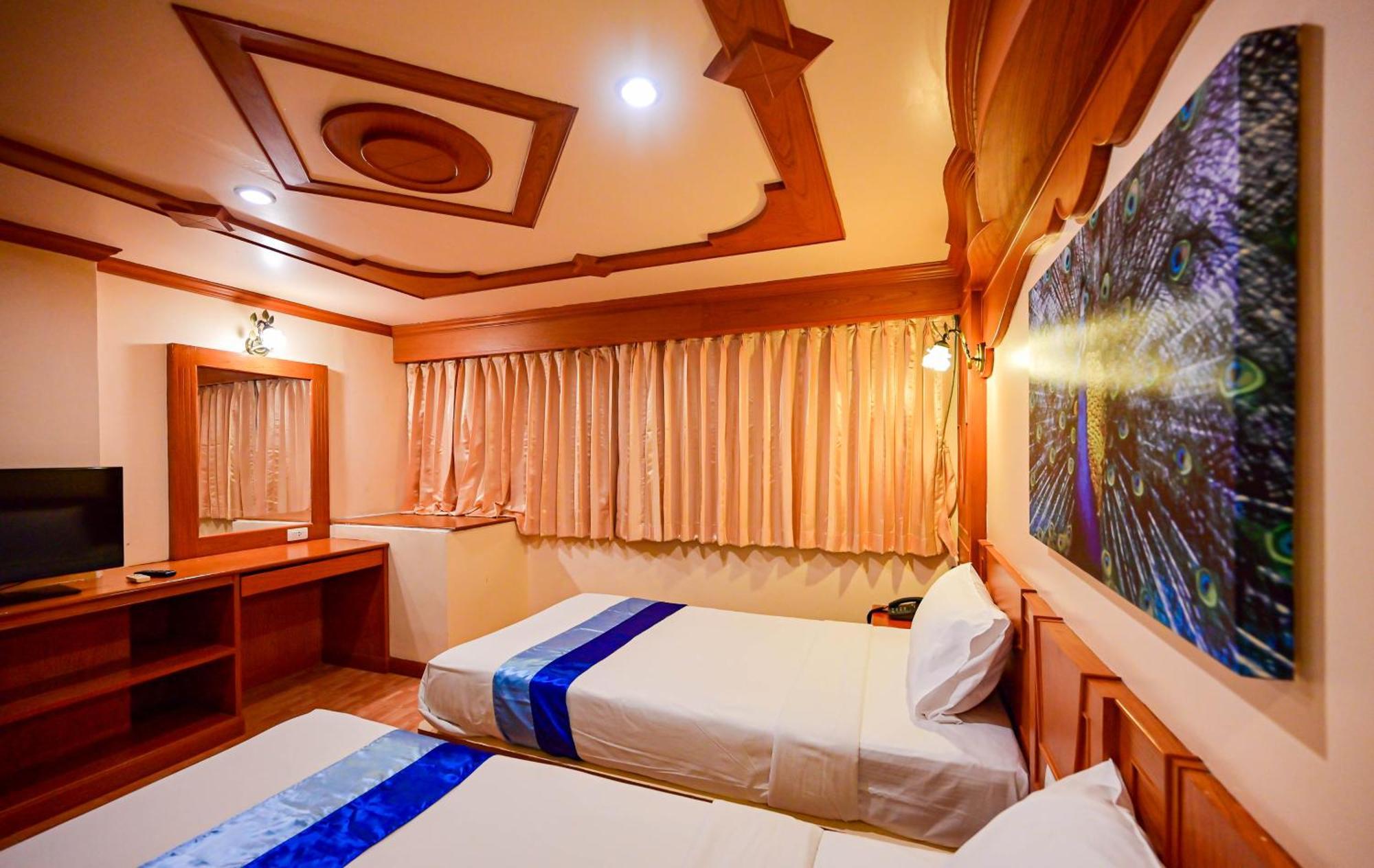 Patong Tiger Complex Hotel מראה חיצוני תמונה